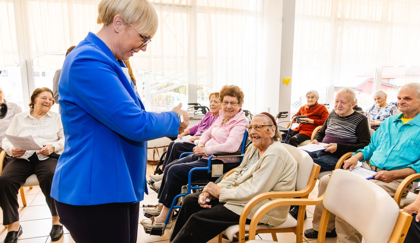 Predsednica Republike Slovenije dr. Nataša Pirc Musar spozna najstarejšo Slovenko